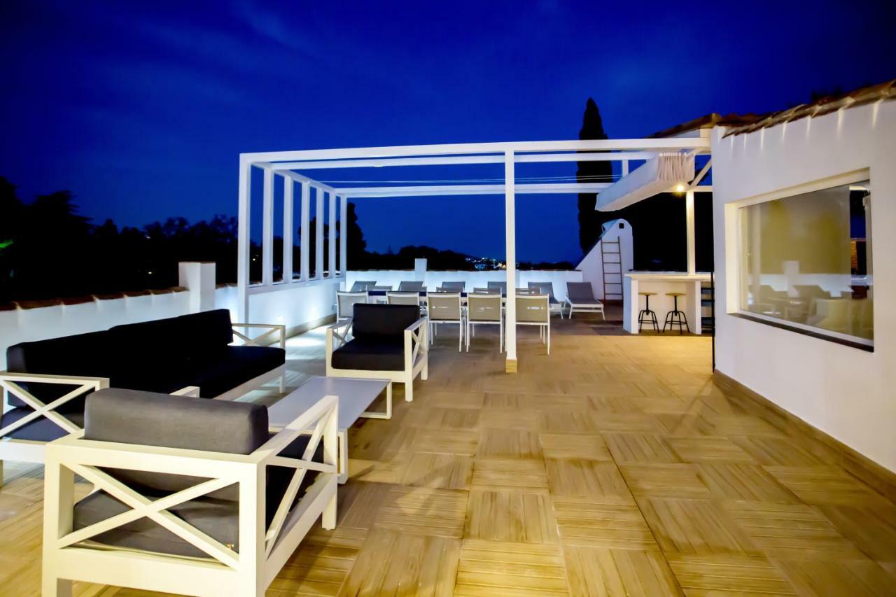 Luxury Villa Marbella With Nice Garden, Pool And Jacuzzi By Varenso Holidays Kültér fotó